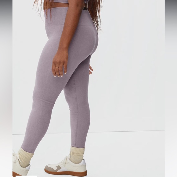 Everlane The Seamless Legging - Picture 3 of 6